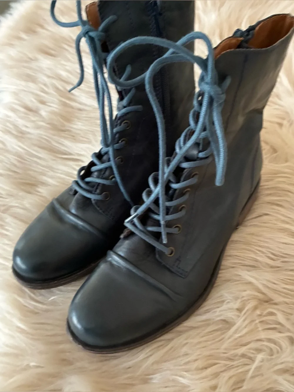 Miz Mooz NWOT Lukas Boots Sz 6